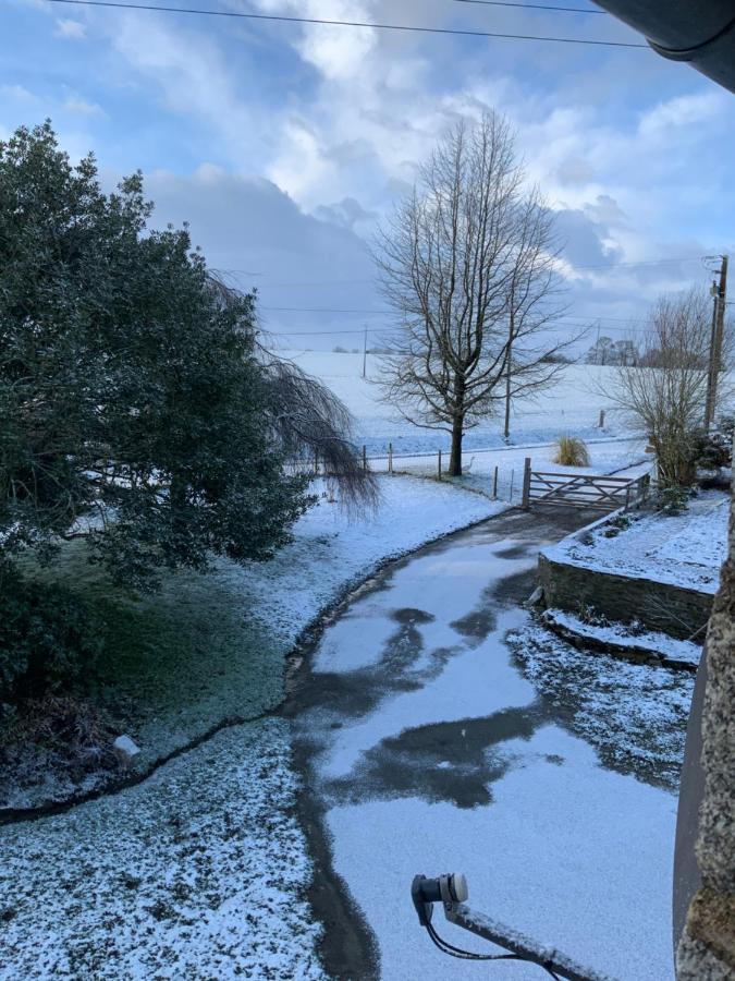 Welcoming And Peaceful Bed And Breakfast Fougerolles-du-Plessis Exterior foto